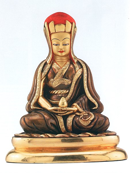 Gampopa statue